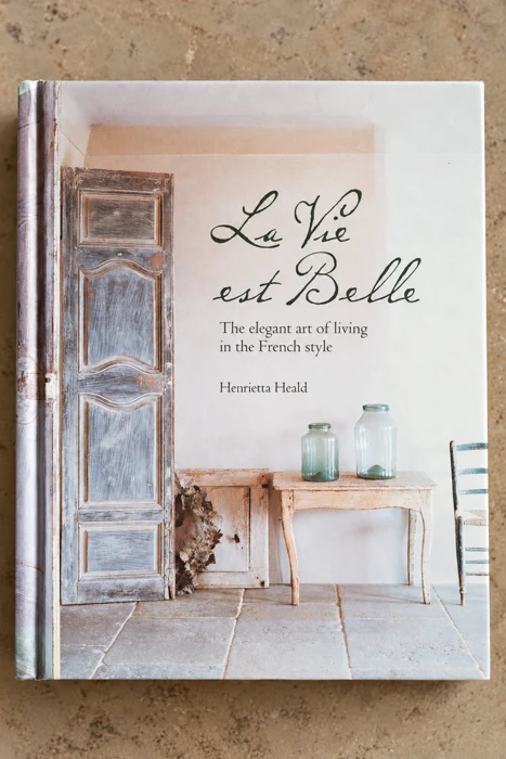 La Vie est Belle